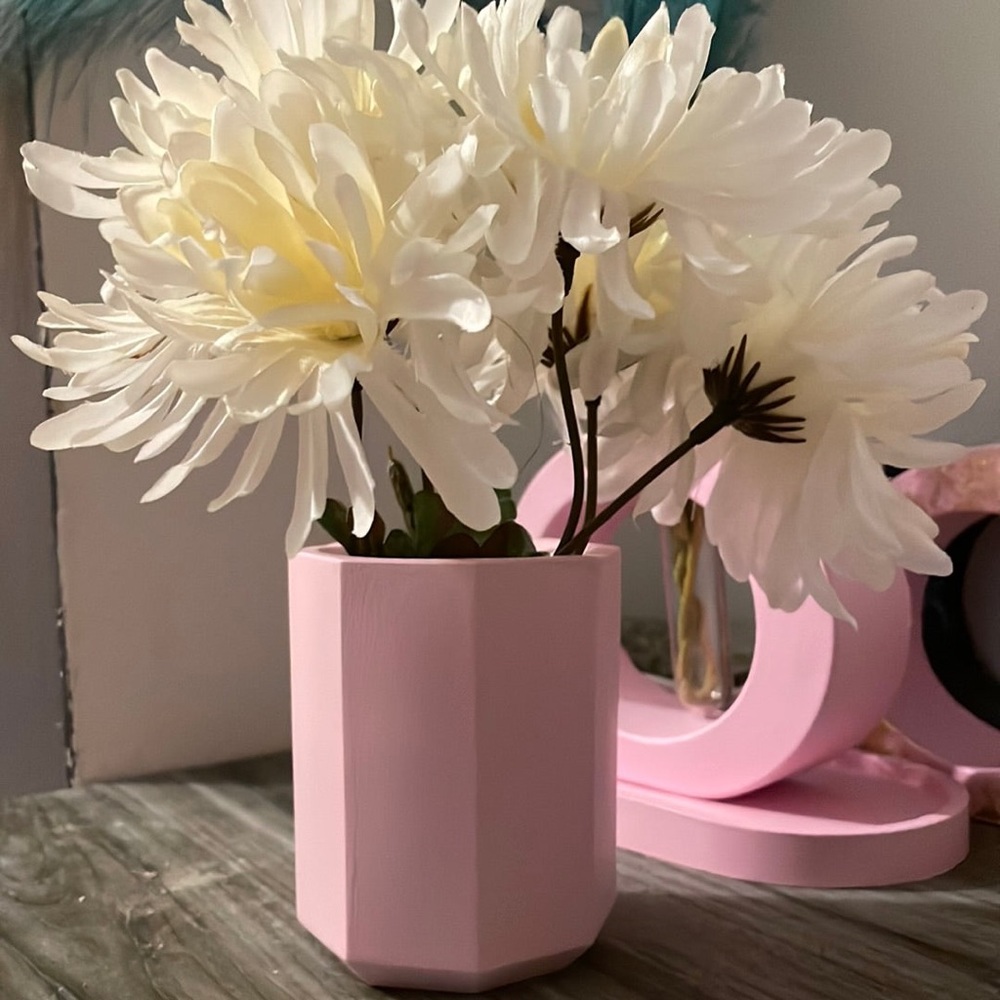Home Decor - Picture 4 of 9